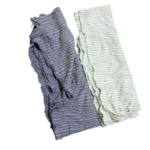 Athleta Textured Infinity Scarf Lot – Blue & Light Green Soft Knit Scarves